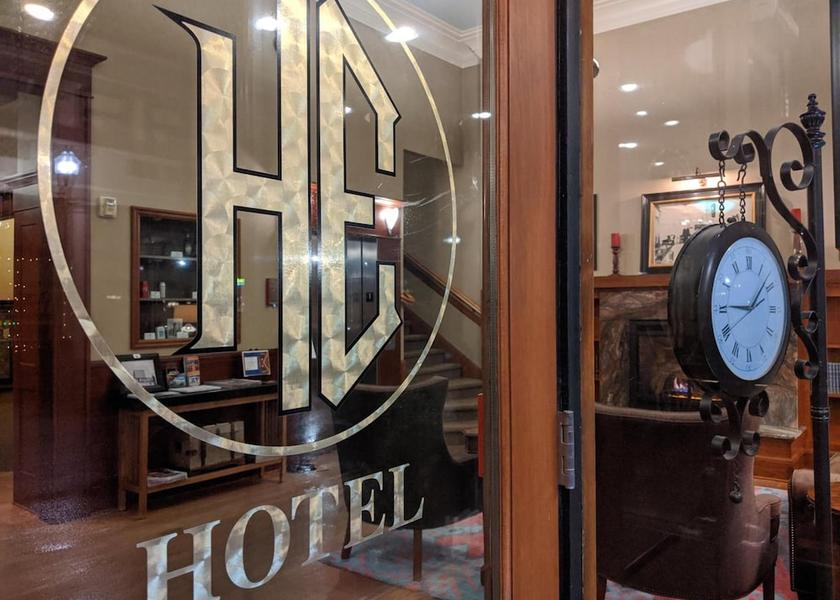 Oregon Astoria Facade