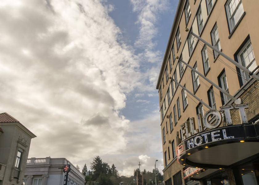 Oregon Astoria Facade