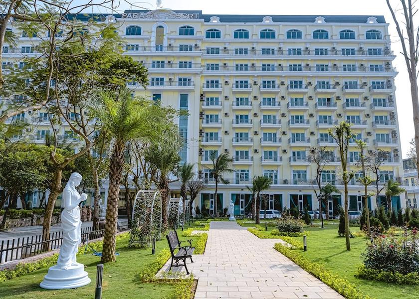 Thanh Hóa Province Hoang Hoa Property entrance