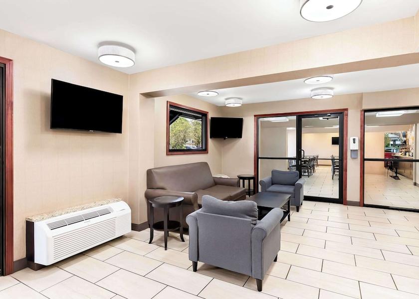 Ohio Middleburg Heights Lobby