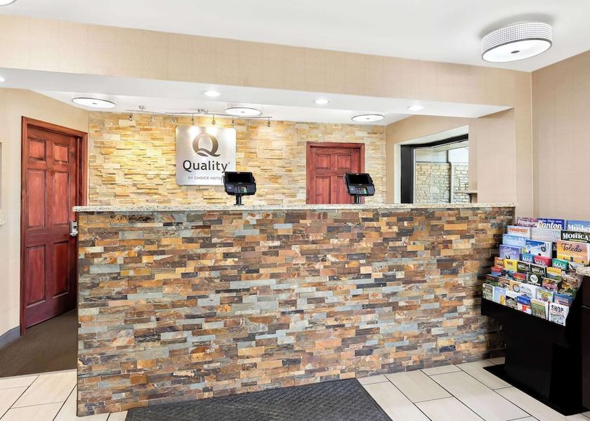 Ohio Middleburg Heights Lobby
