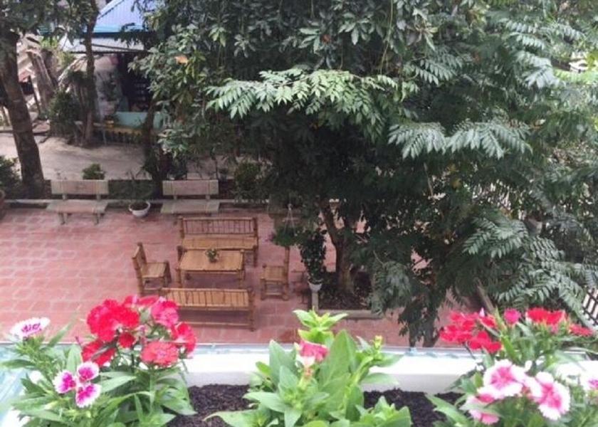 Hoa Binh Mai Chau Entrance