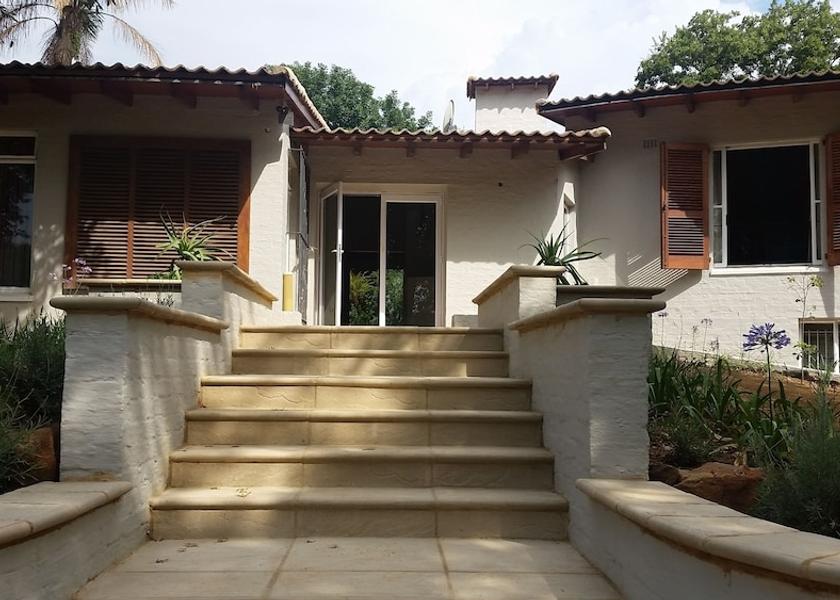 Gauteng Johannesburg Front of property