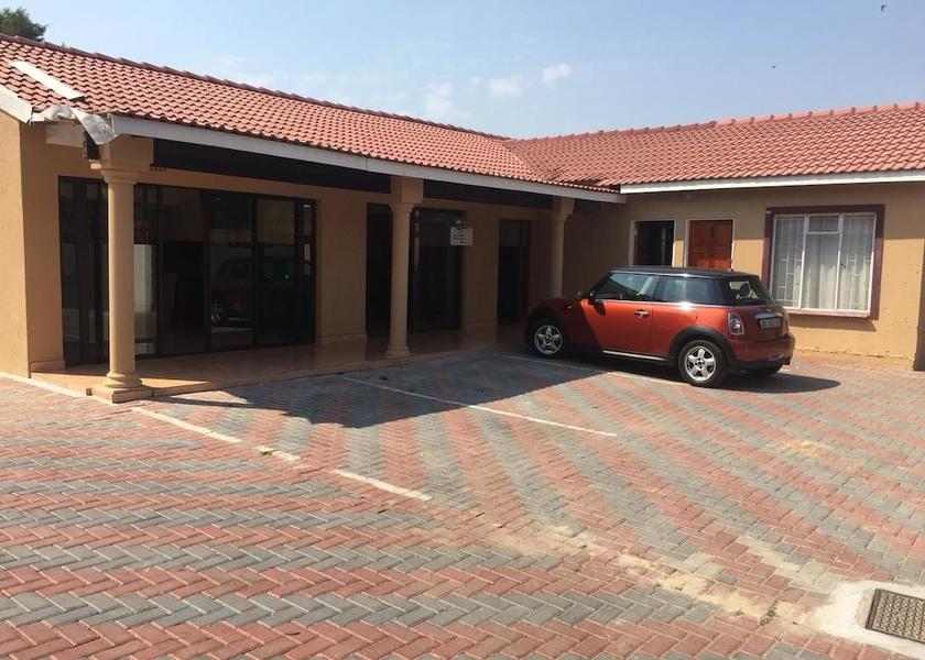 North West Rustenburg Parking