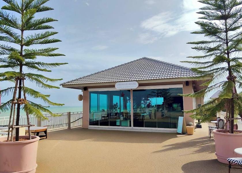 Rayong Province Ban Chang Cafe