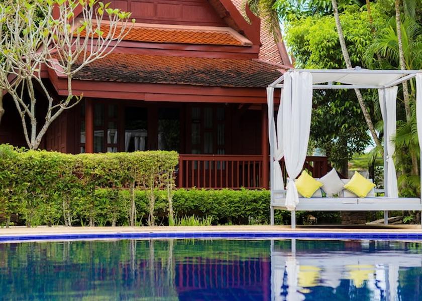 Phuket Thep Kasattri Exterior Detail