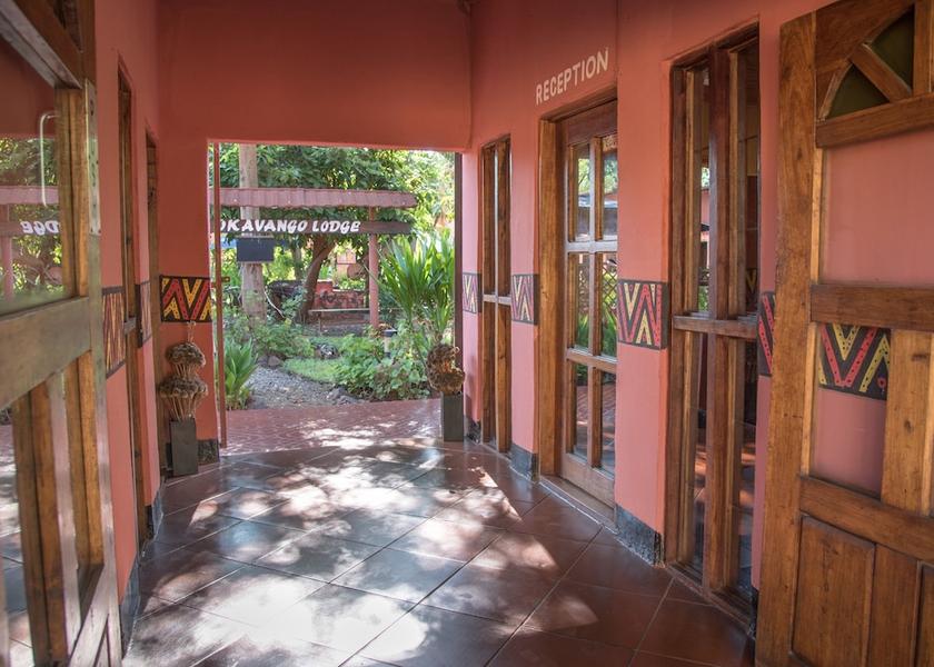  Livingstone Interior Entrance