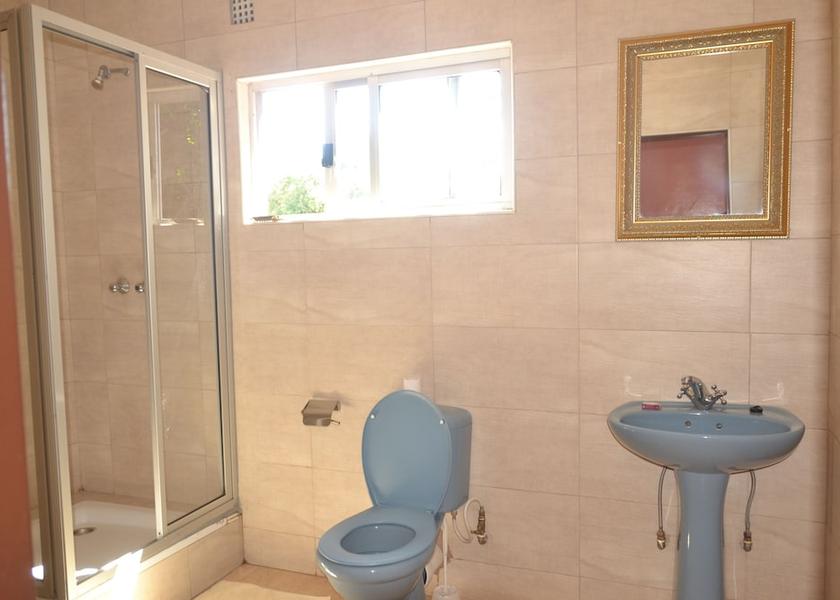  Livingstone Interior Entrance