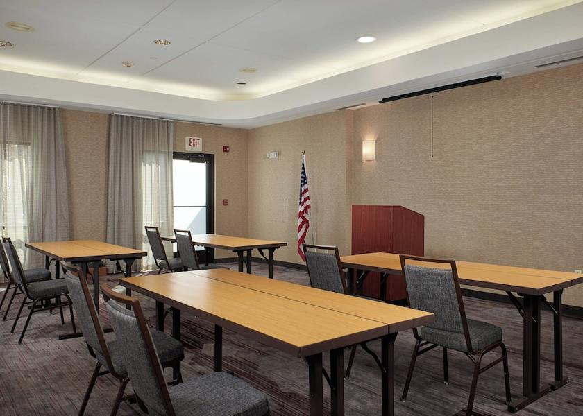 Virginia Bristol Meeting Room