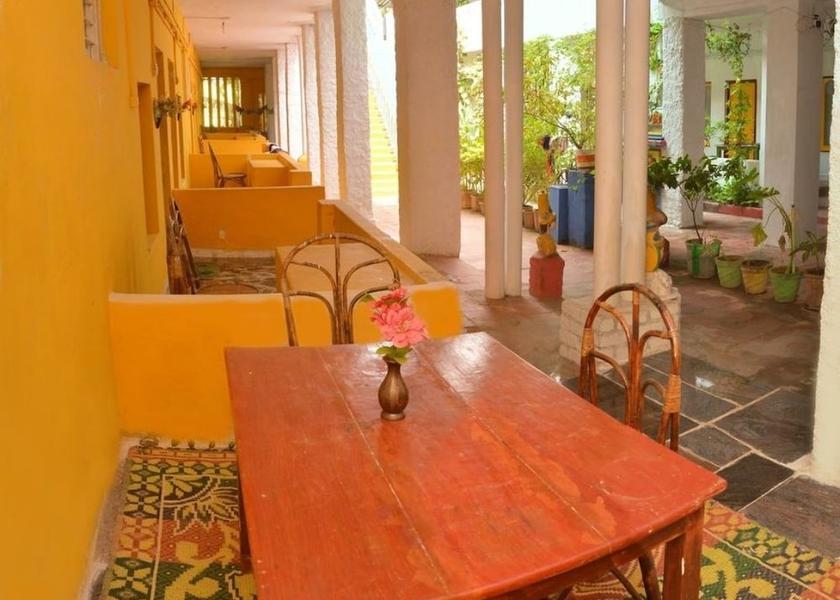 Tamil Nadu Mahabalipuram Dining