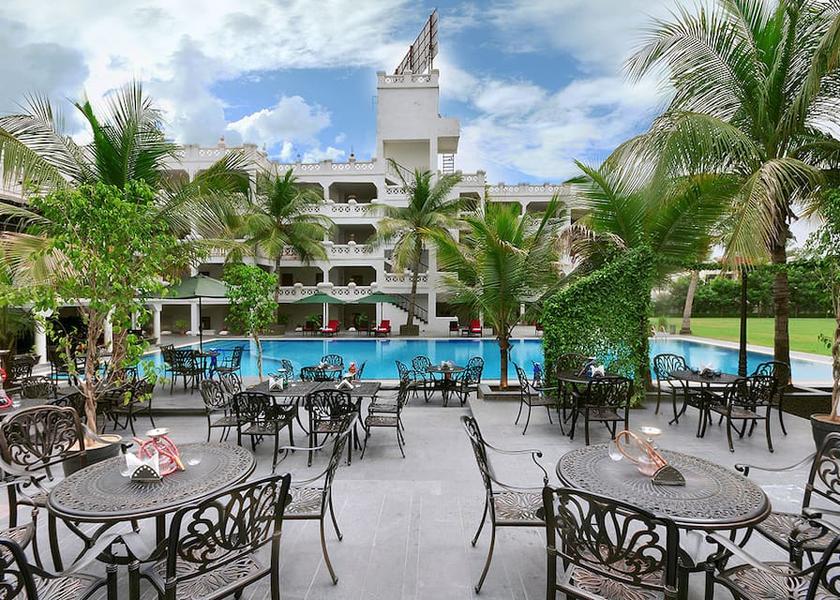 Gujarat Ahmedabad Ope Air Restaurant1