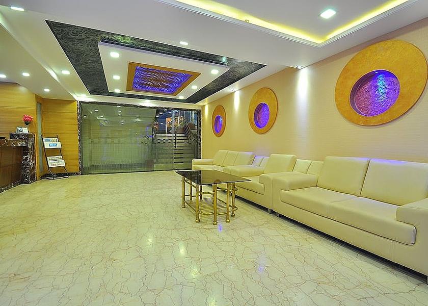 Karnataka Bangalore Public Areas