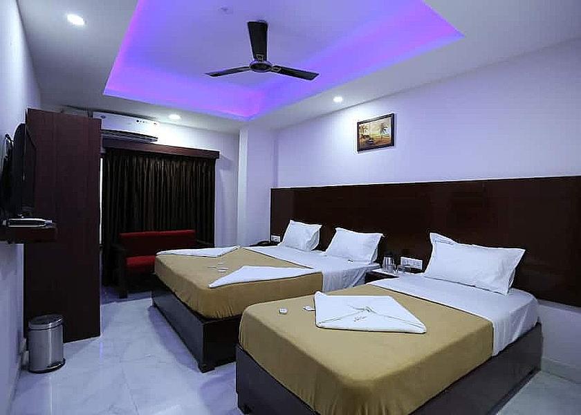 Karnataka Bangalore Executive Triple Bed AC Room