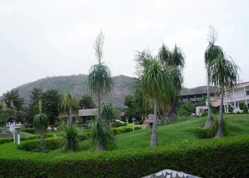 Rajasthan Neemrana Property Grounds