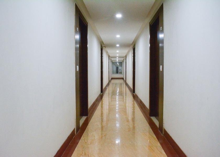 Bihar Bodh Gaya Hallway