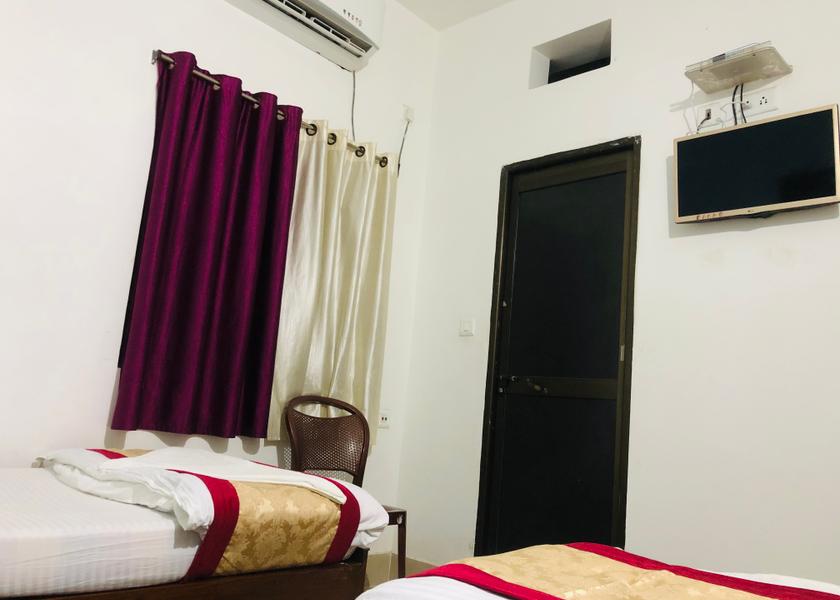 Bihar Bodh Gaya Double bed AC Room
