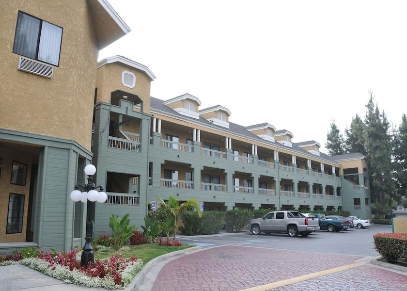 California Monrovia Exterior Detail