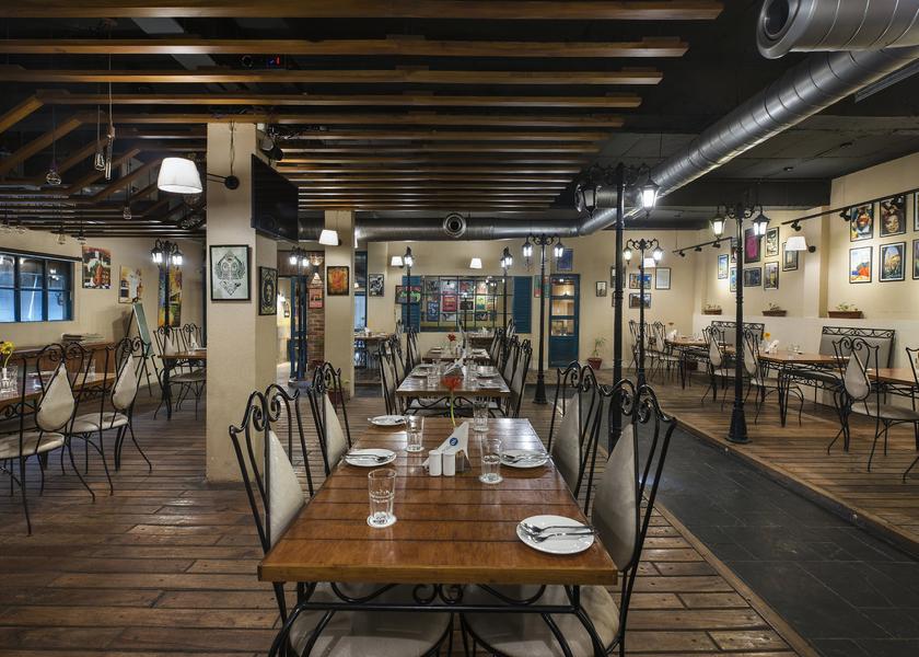 Uttar Pradesh Gorakhpur Food & Dining