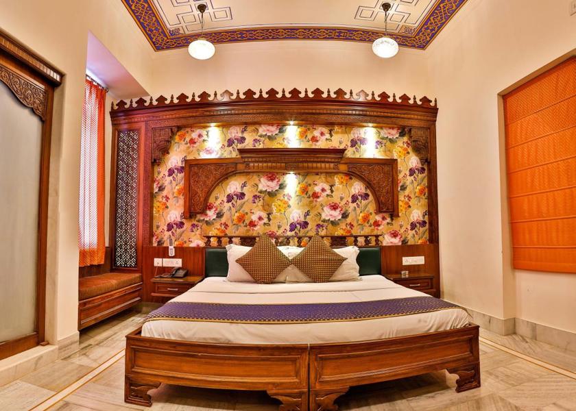 Rajasthan Jaipur Deluxe Double Room with Heritage Walking tour 