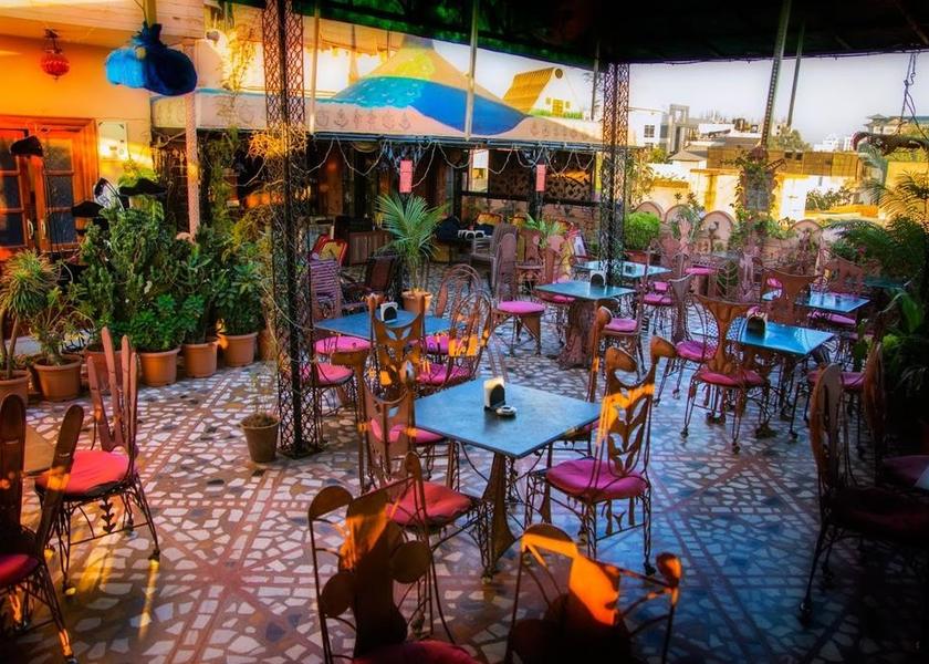 Rajasthan Jaipur Food & Dining