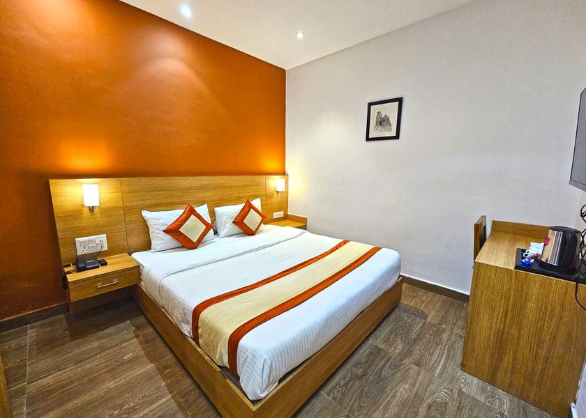 Madhya Pradesh Khajuraho Suite Room