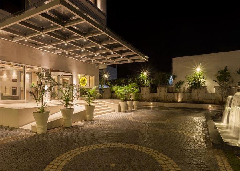 Uttar Pradesh Lucknow Public Areas