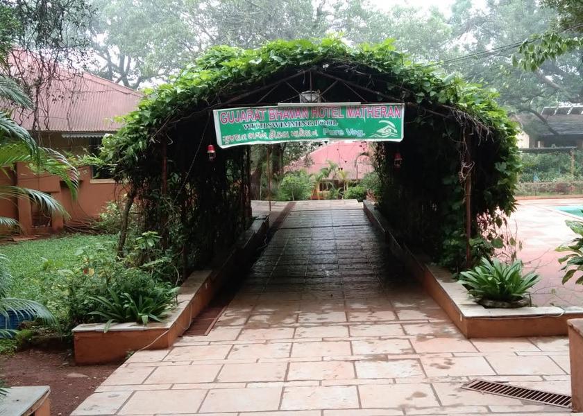 Maharashtra Matheran Hotel Exterior