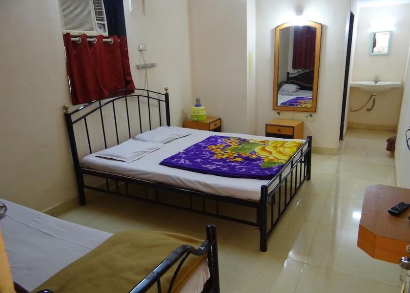 Maharashtra Matheran Room