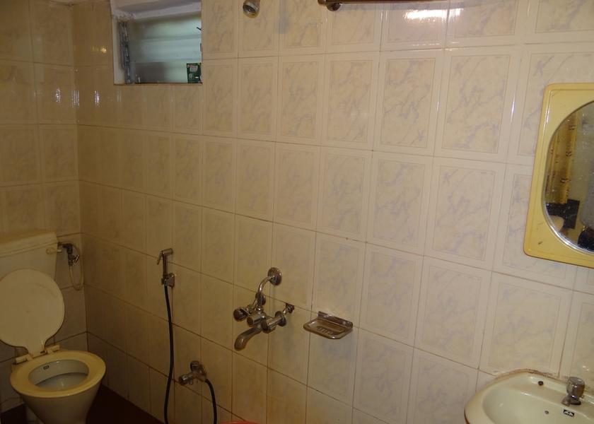 Maharashtra Matheran Room