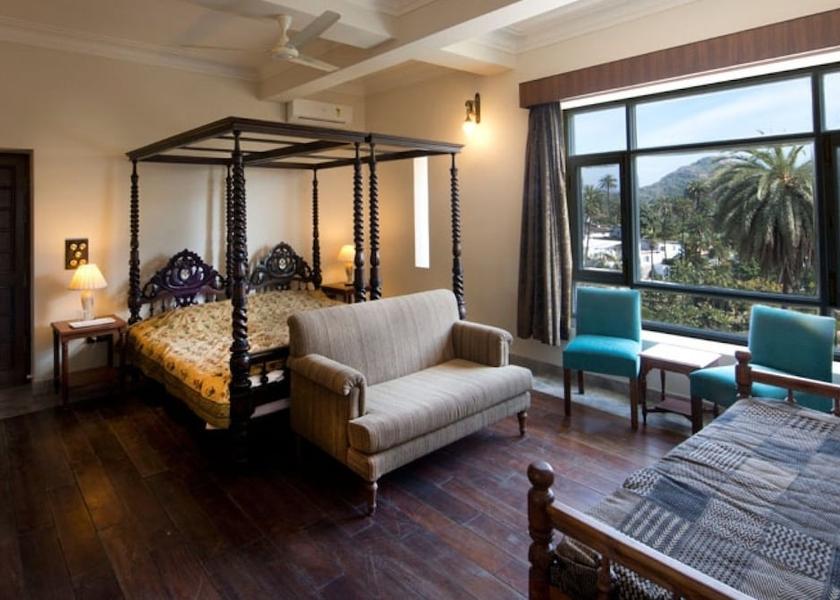 Rajasthan Mount Abu Room