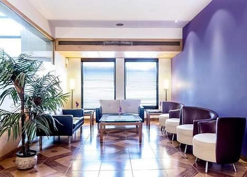 Maharashtra Mumbai Lobby sitting area