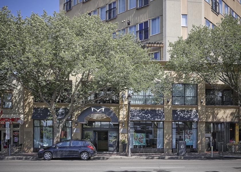 Alberta Edmonton Property entrance