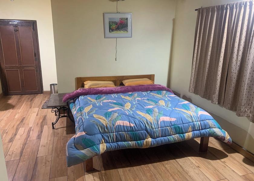Uttarakhand Bhimtal Room