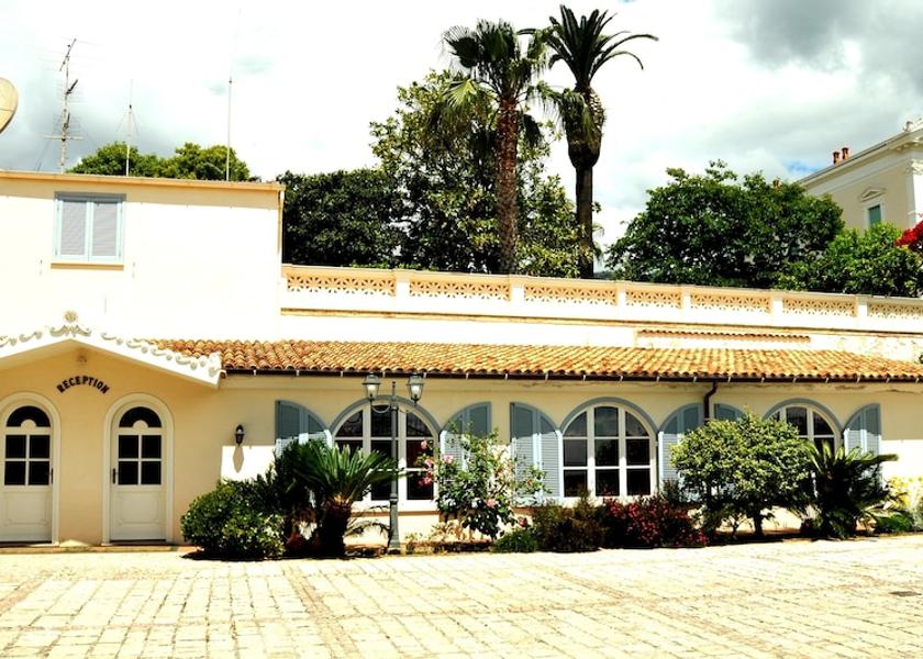 Lazio Gaeta Property entrance