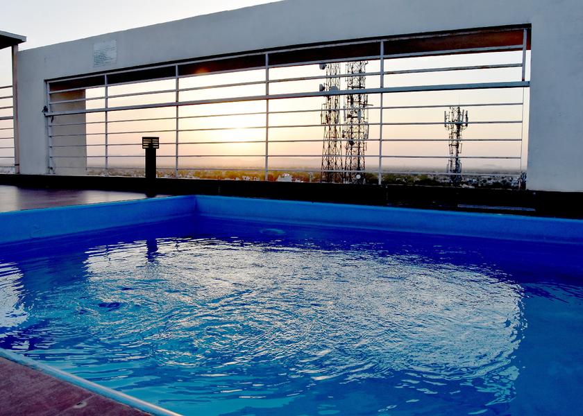 Rajasthan Neemrana Pool