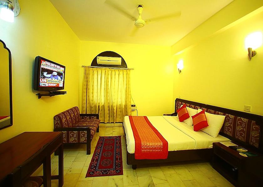 Delhi Delhi Room