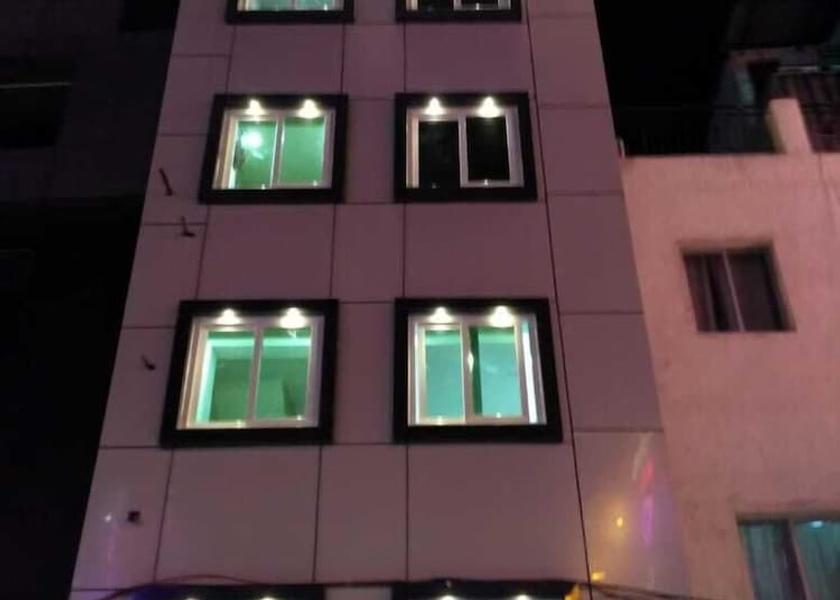 Delhi Delhi Facade