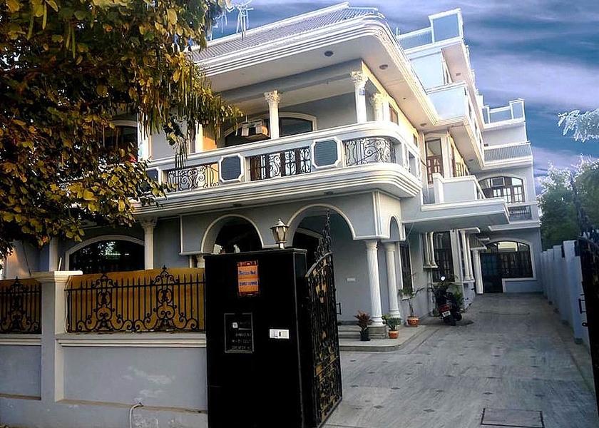 Uttar Pradesh Noida Primary image