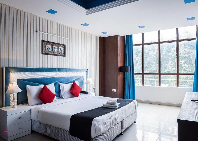 Uttar Pradesh Noida Deluxe Room