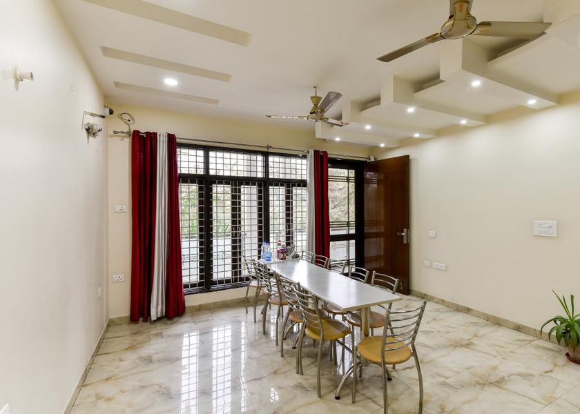 Uttar Pradesh Noida Food & Dining
