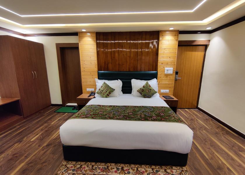 Jammu and Kashmir Pahalgam 1025