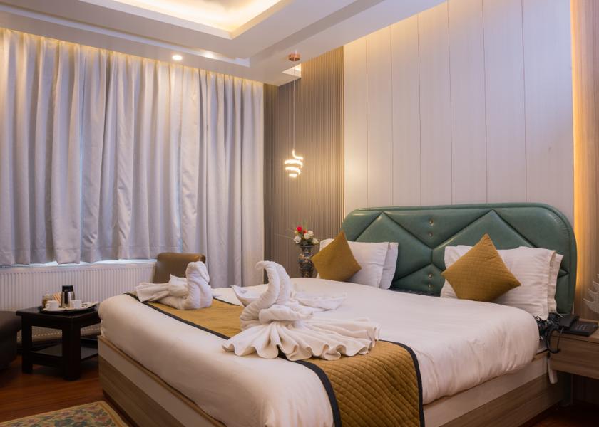 Jammu and Kashmir Pahalgam Deluxe Room
