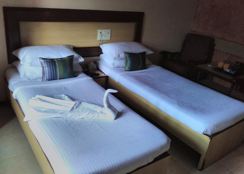 Maharashtra Pune Room
