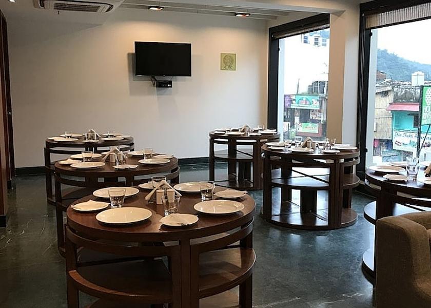 Uttarakhand Rishikesh Food & Dining