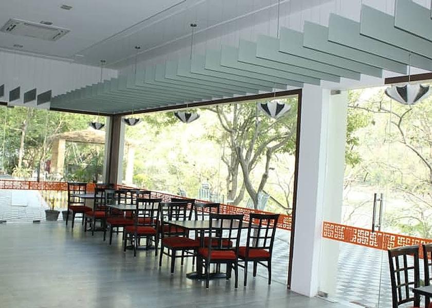 Uttarakhand Rishikesh Restaurant