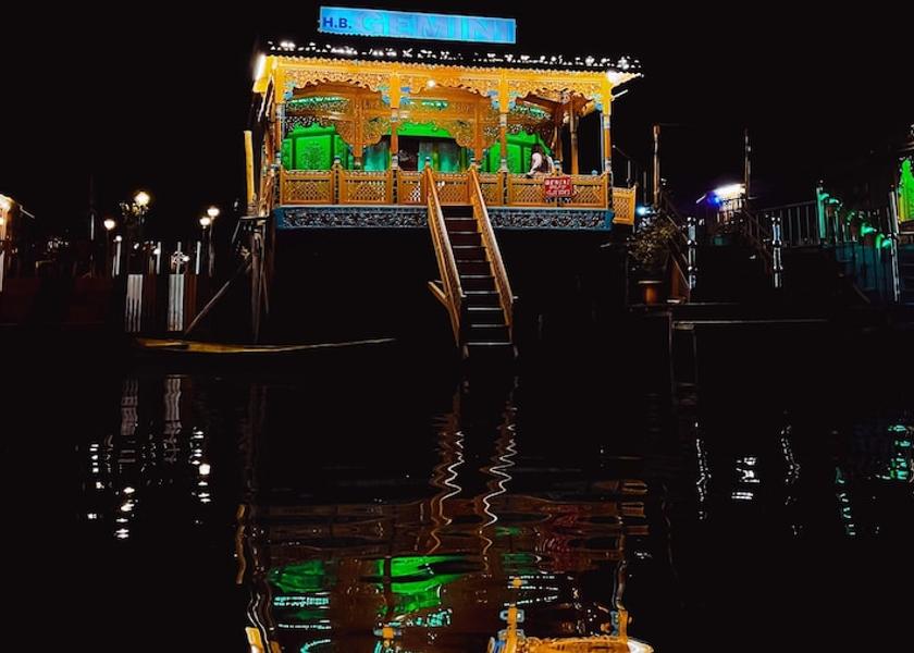 Jammu and Kashmir Srinagar Front of property - evening/night