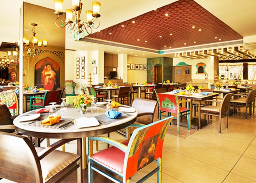 Gujarat Vadodara Food & Dining