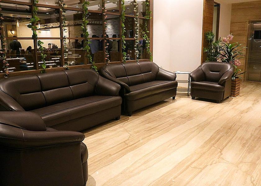 Uttar Pradesh Varanasi Lobby sitting area