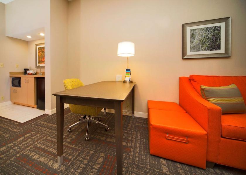 Georgia Valdosta Room