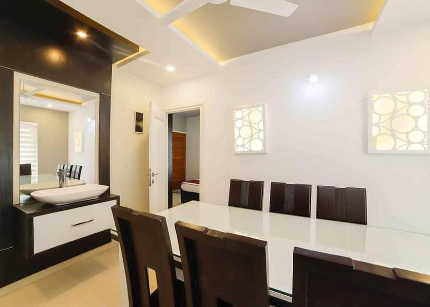 Kerala Guruvayur Food & Dining